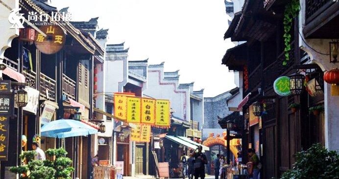数学学院谭义红对离退休干部的爱心善举表示感谢